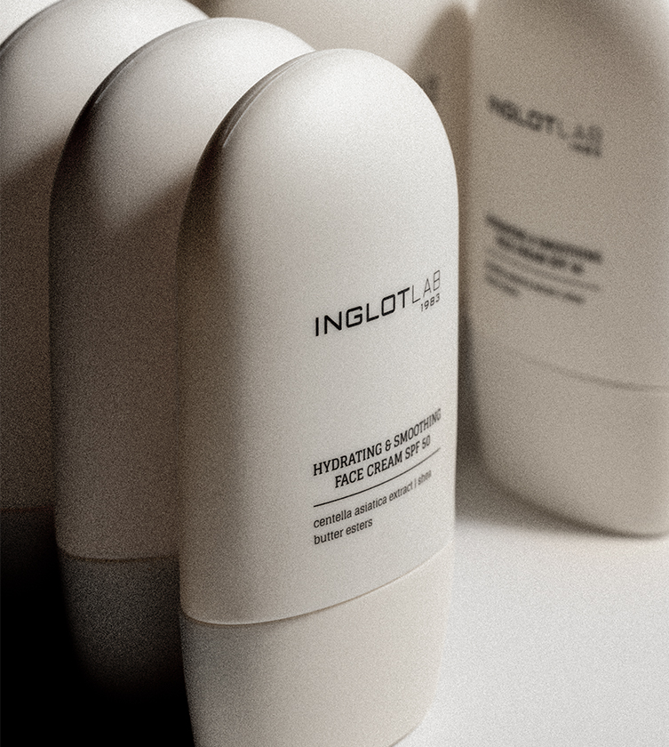 Легка текстура крему INGLOT LAB SPF 50